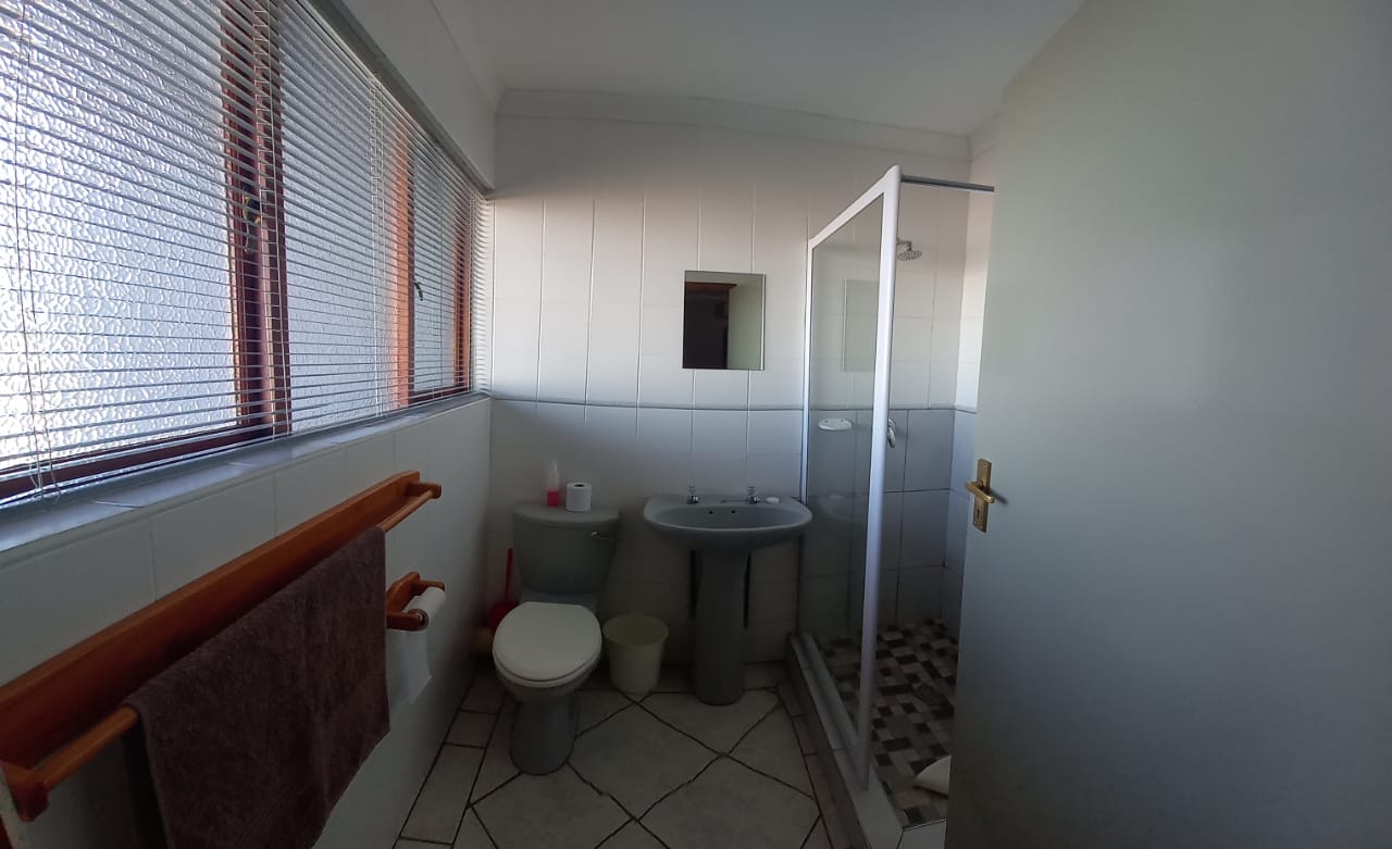 BATHROOM WITH SHOWER